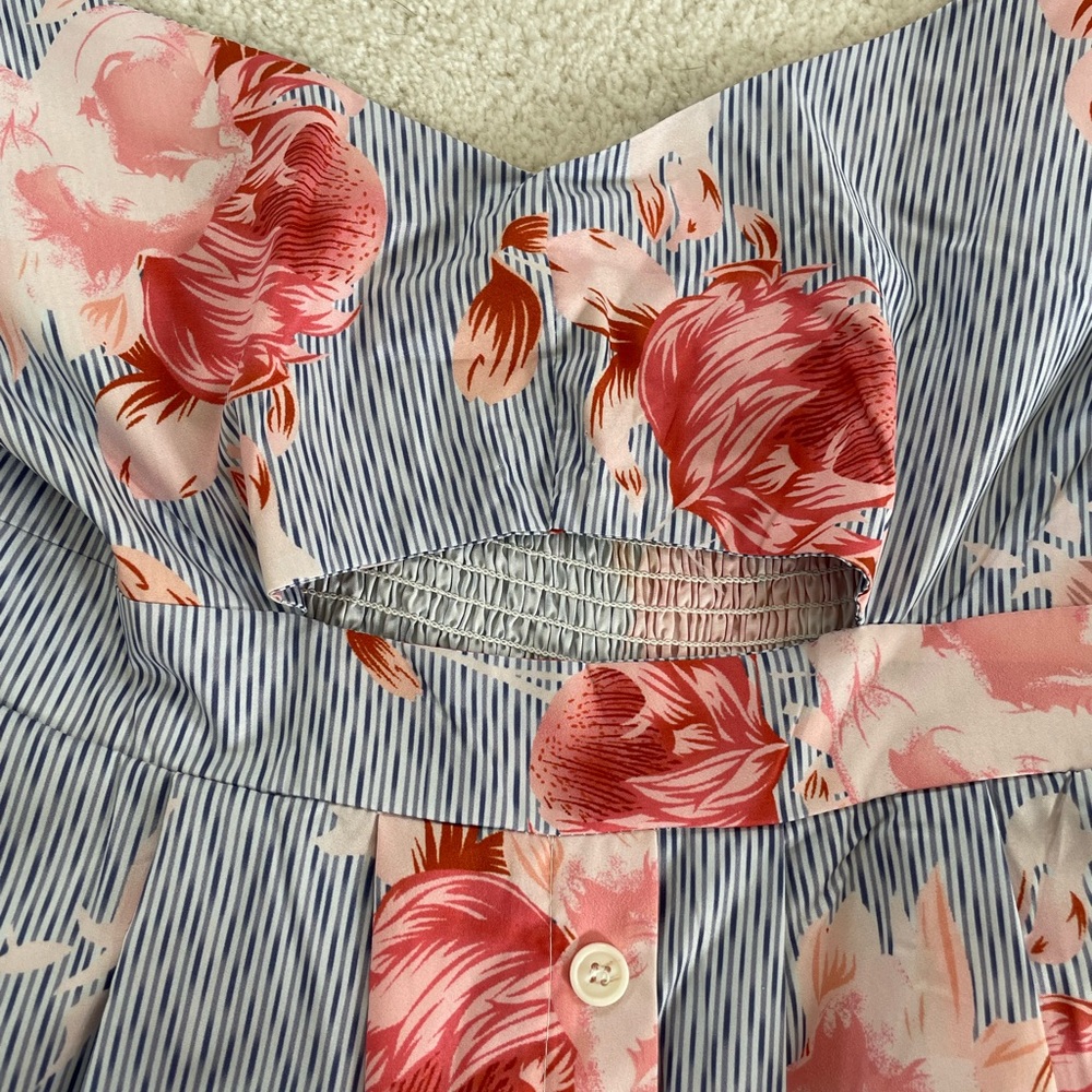 Amazon Tie-Front Dress - Picture 3 of 4
